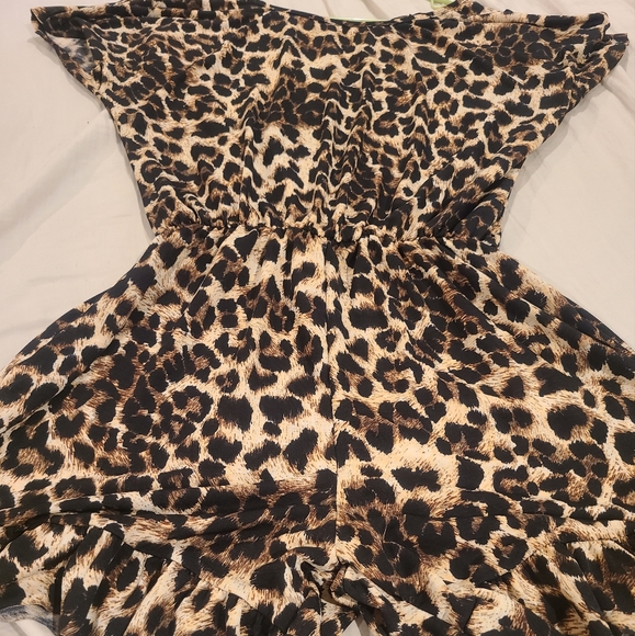 Leopard romper - Picture 2 of 4